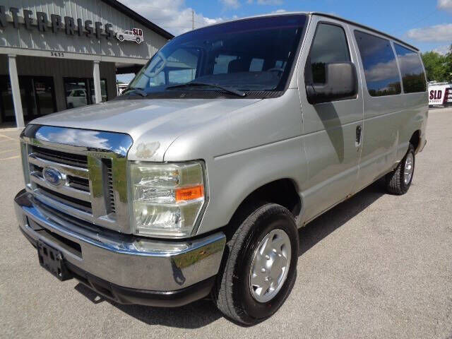 Ford E-350