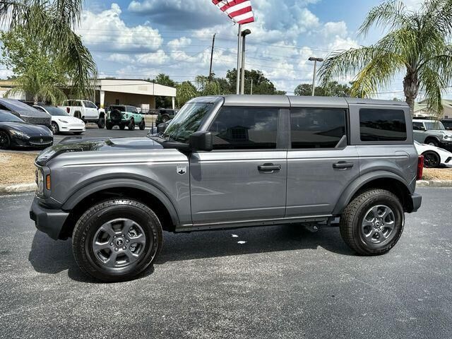2024 FORD Bronco