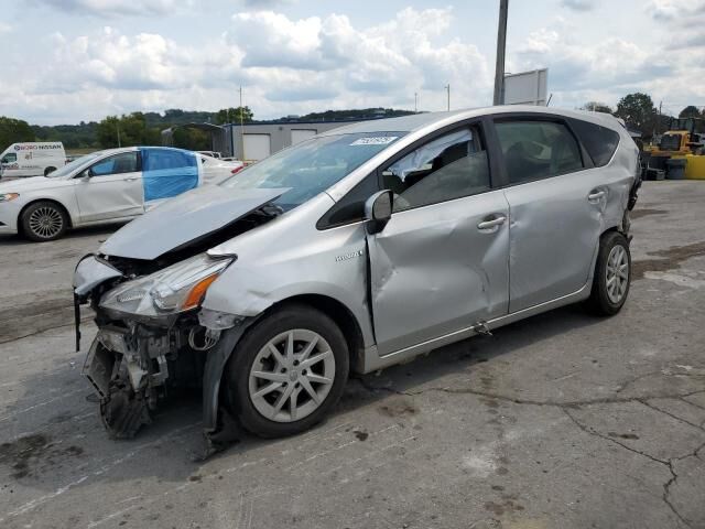 Toyota Prius V