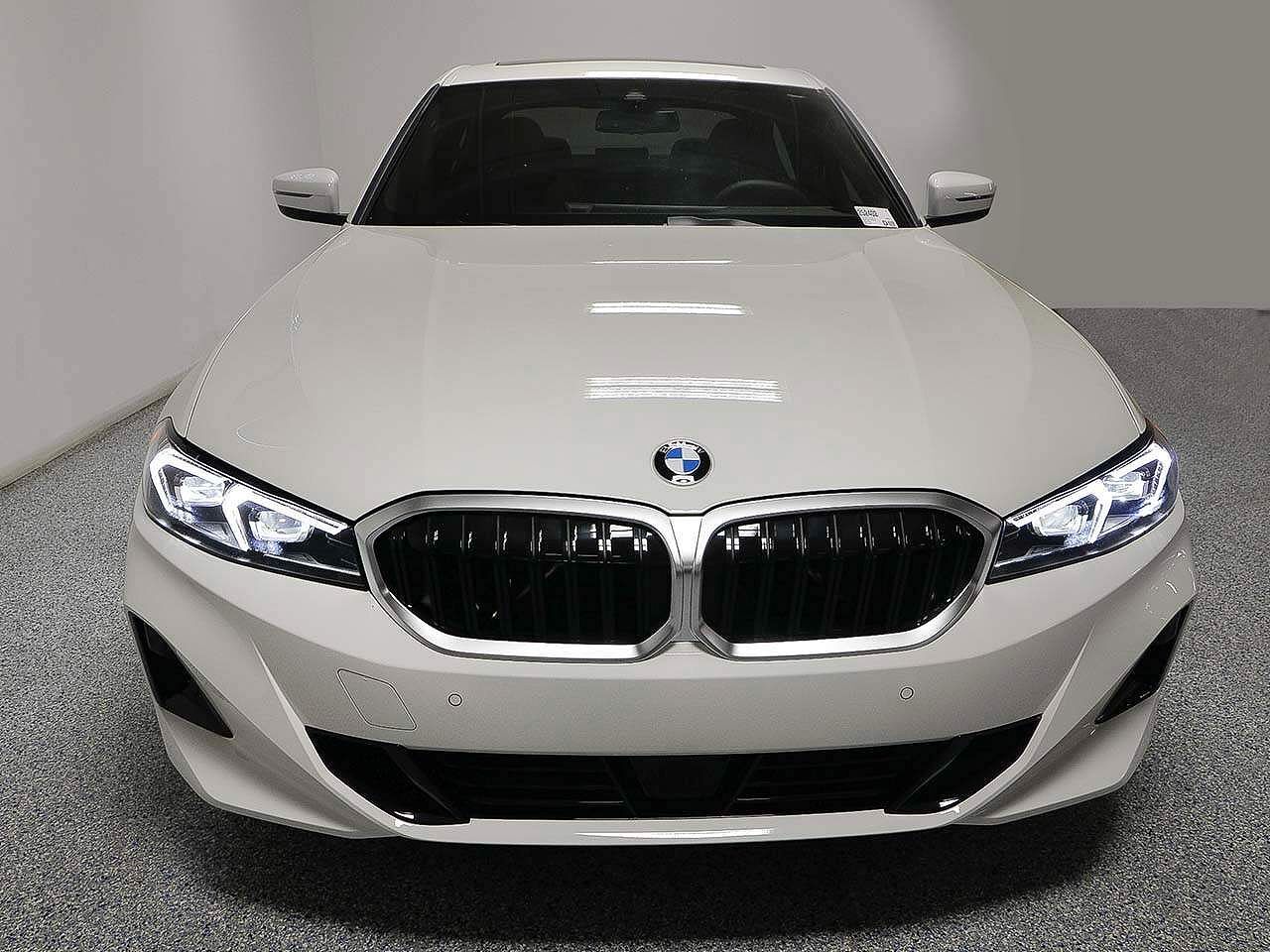 2025 BMW 330i