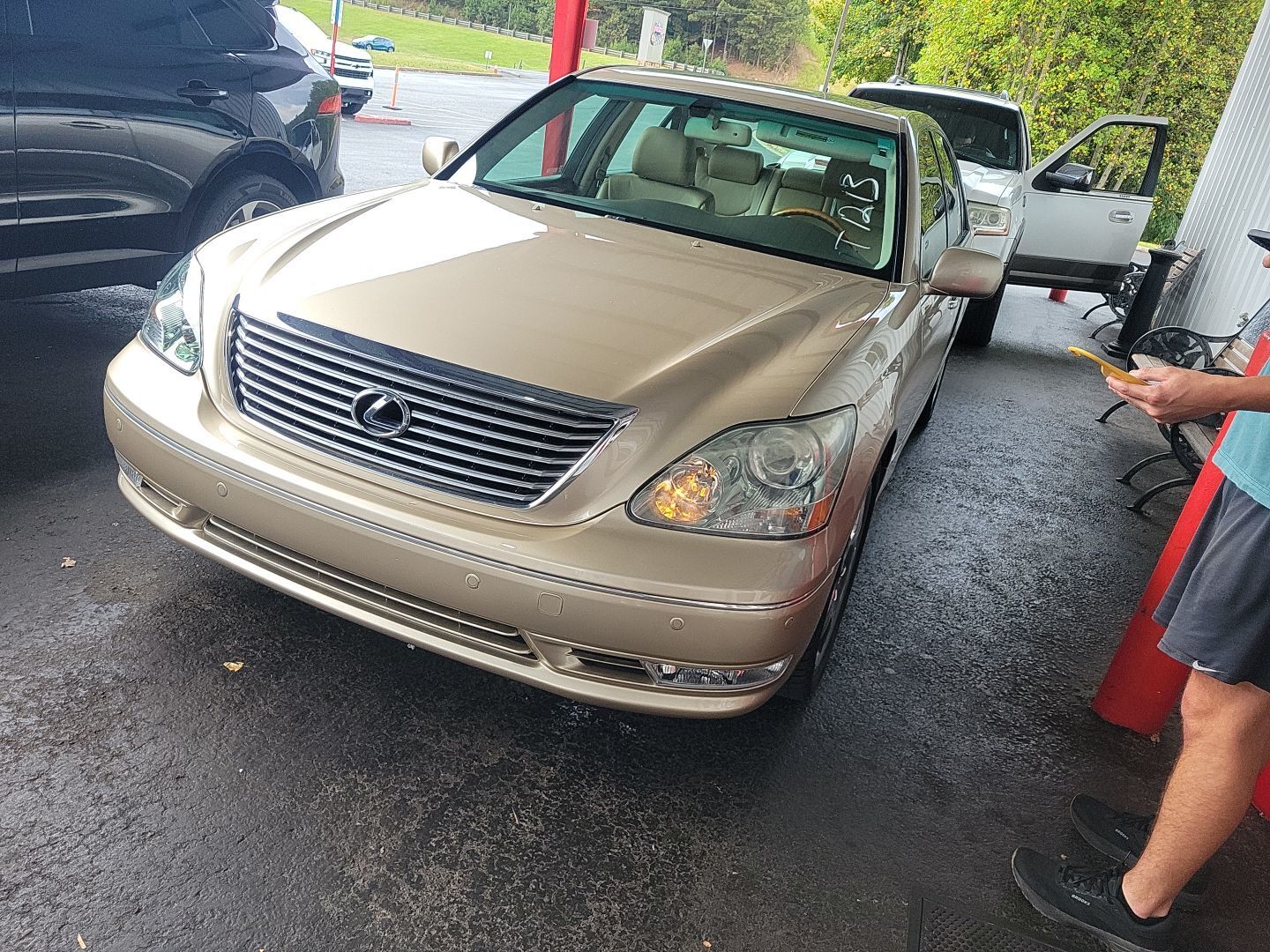 Lexus LS