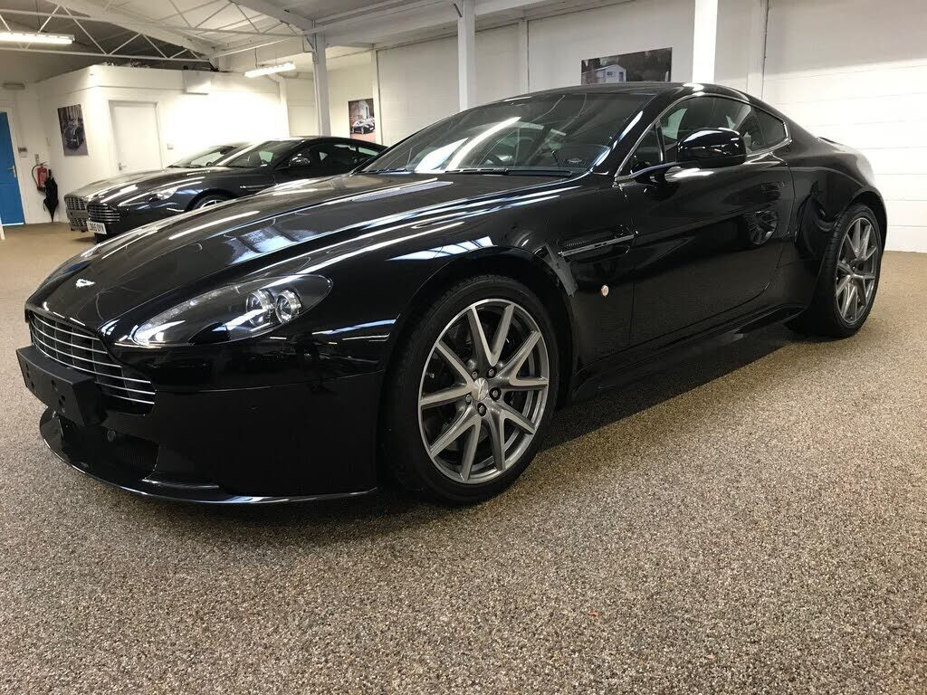 Aston Martin V8 Vantage