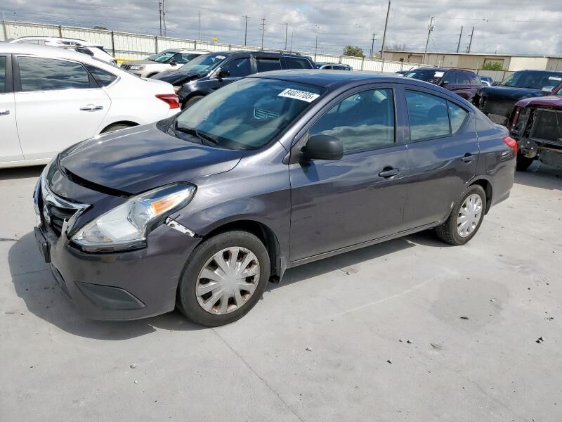 Nissan Versa