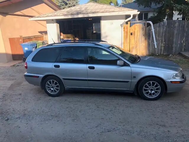 Volvo V40