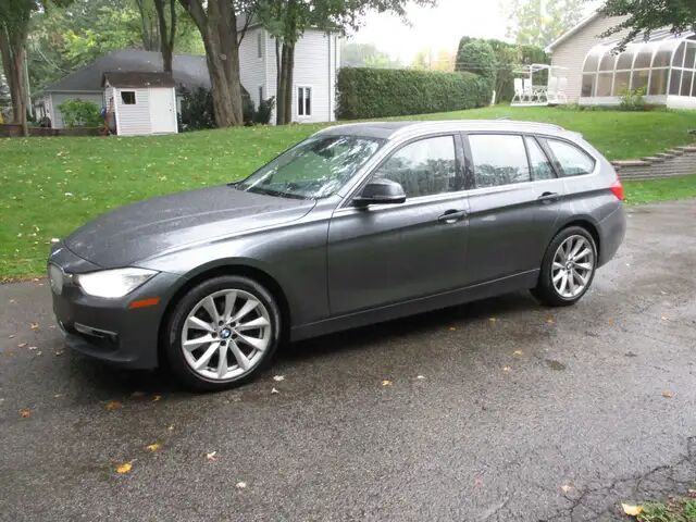 BMW 328i