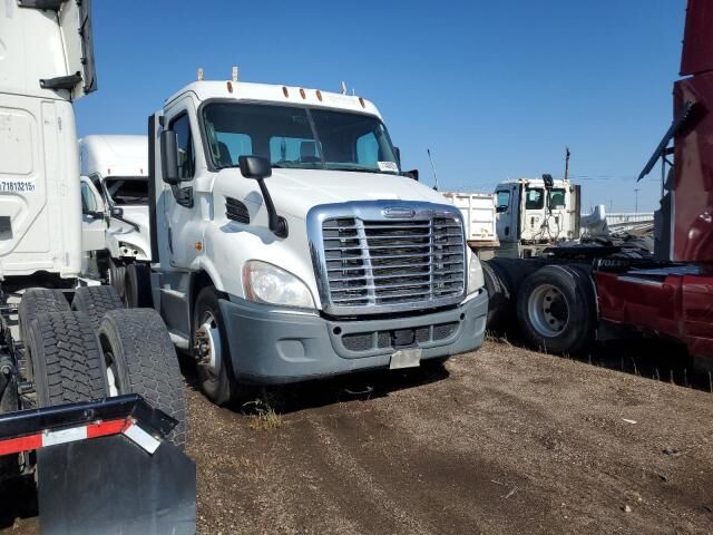 2018 FREIGHTLINER Cascadia