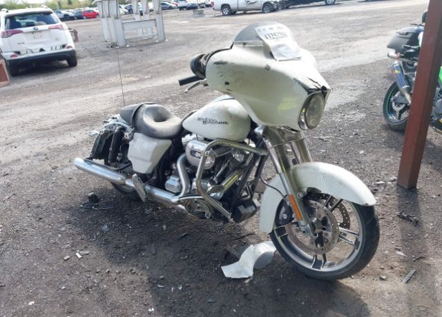 2016 HARLEY DAVIDSON FLHX / Street Glide