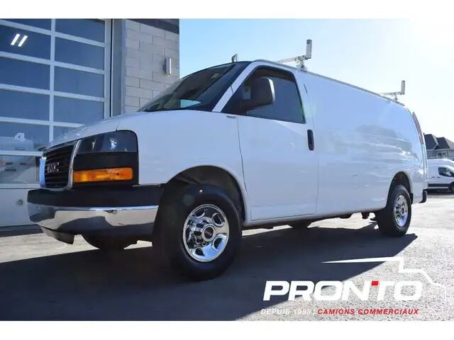 GMC Savana