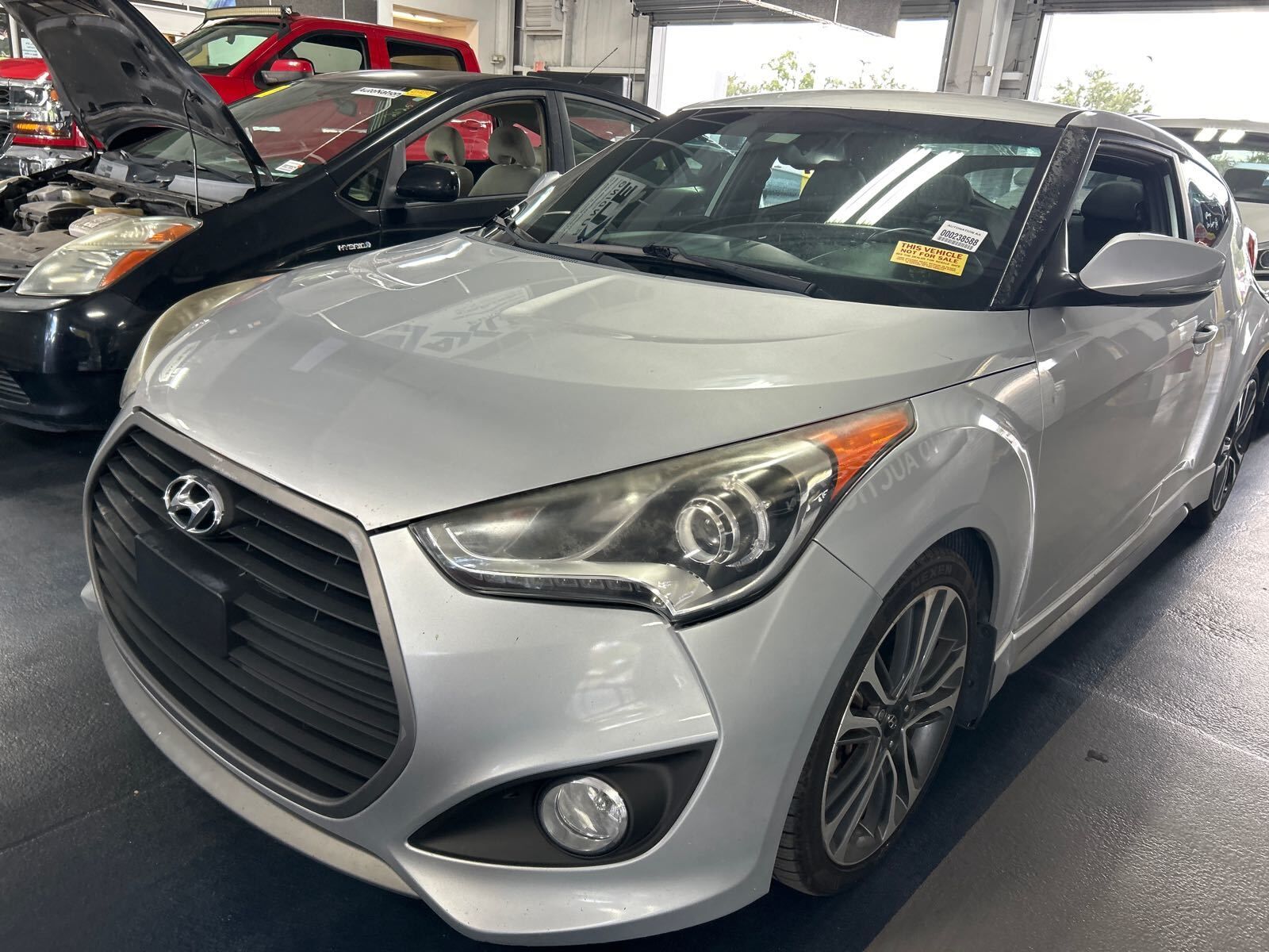 Hyundai Veloster
