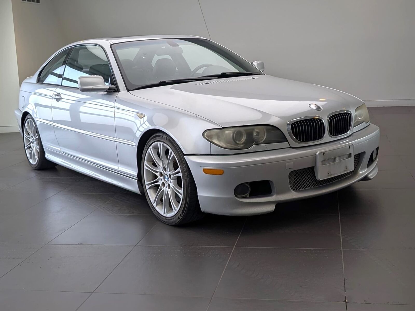 BMW 330i