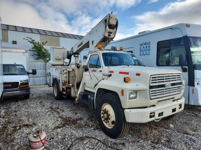 Ford F-800
