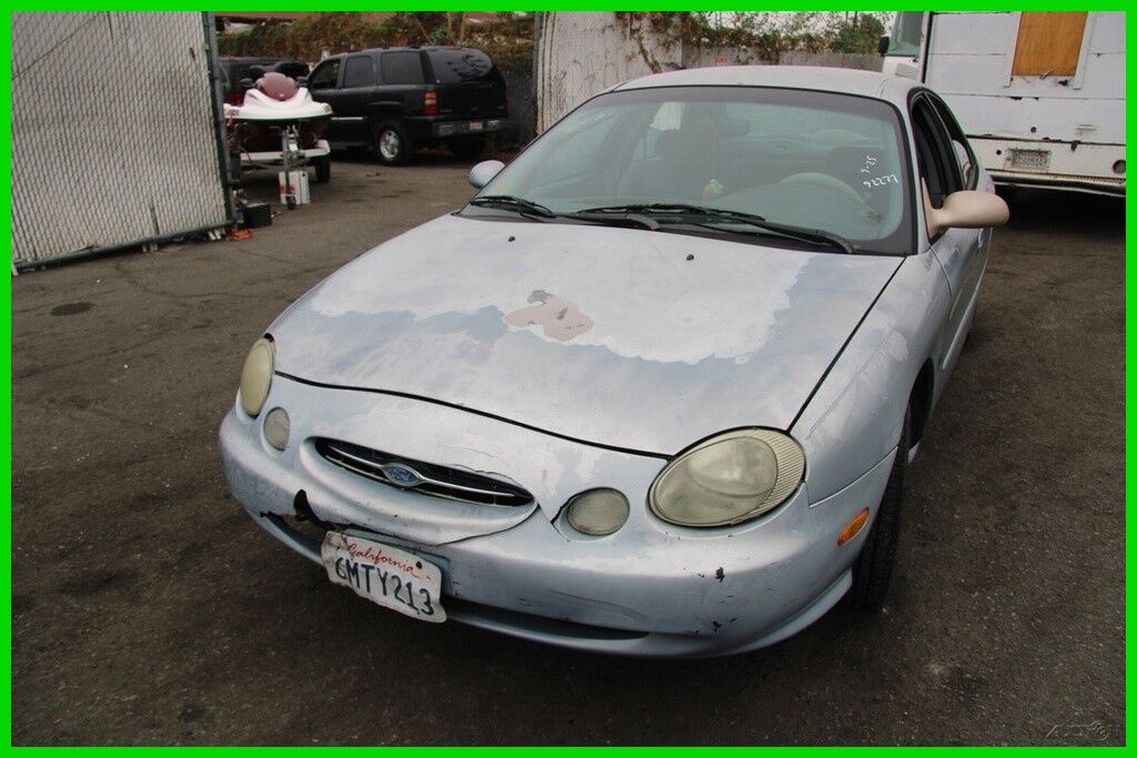 Ford Taurus