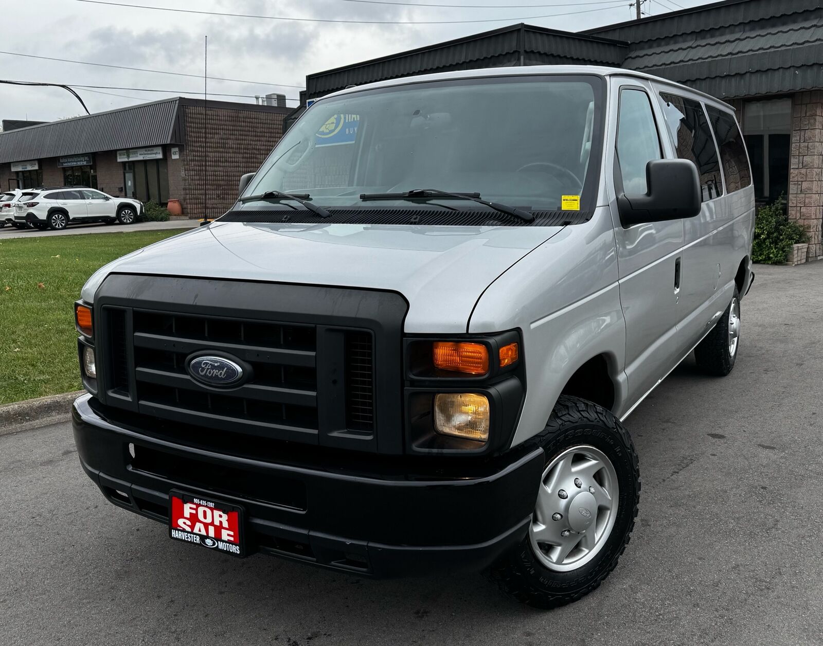 Ford E-350