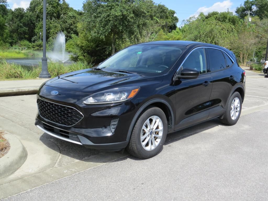 2020 FORD Escape