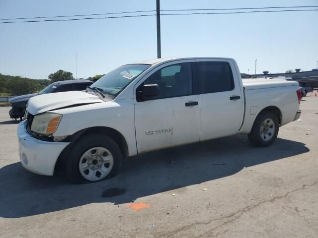 Nissan Titan