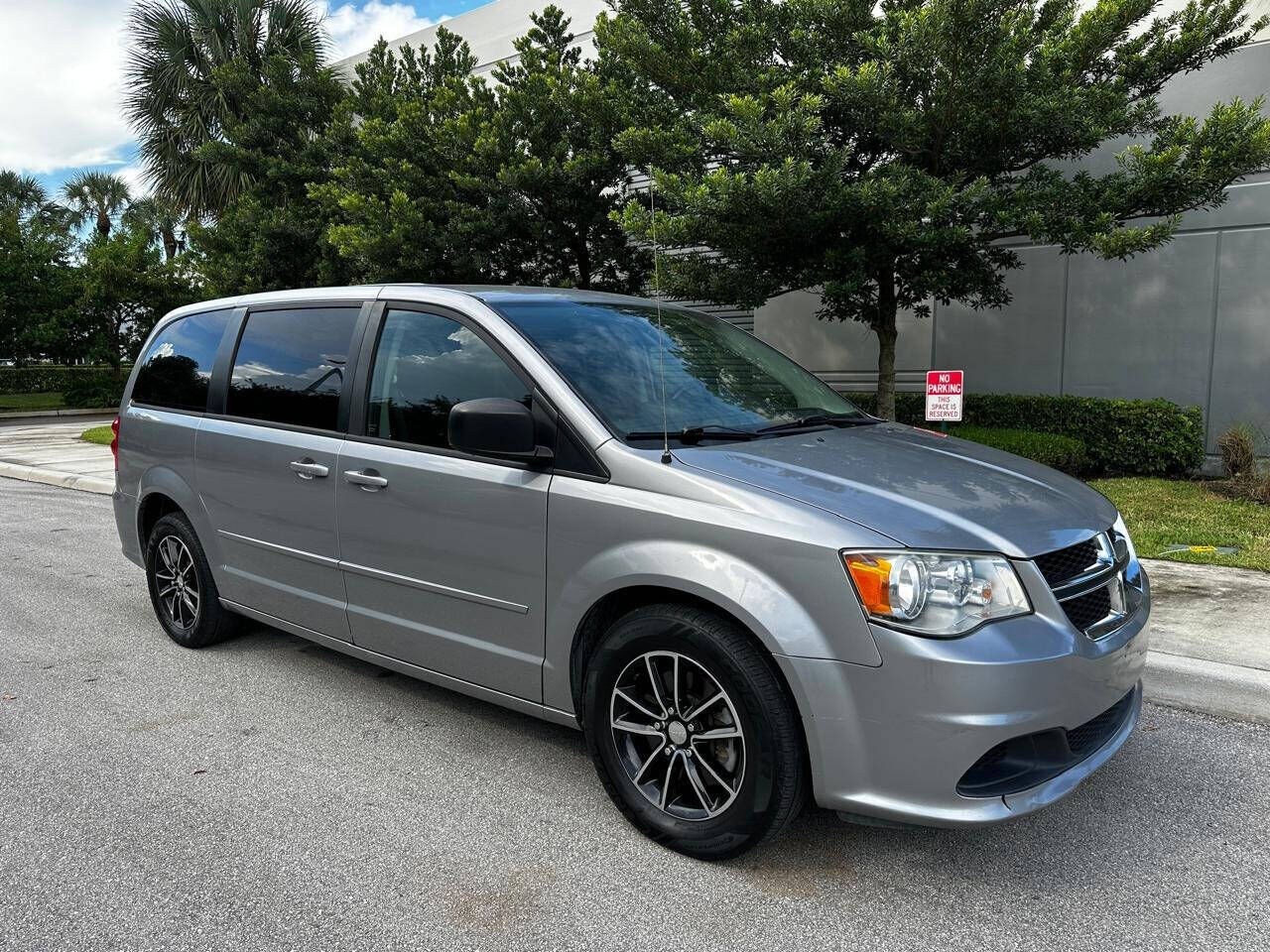 2016 DODGE Grand Caravan
