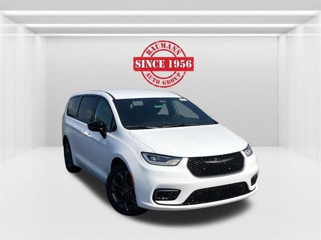 2026 CHRYSLER Pacifica