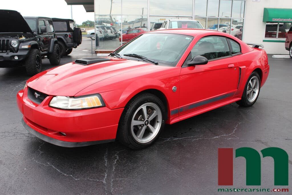 2004 FORD Mustang