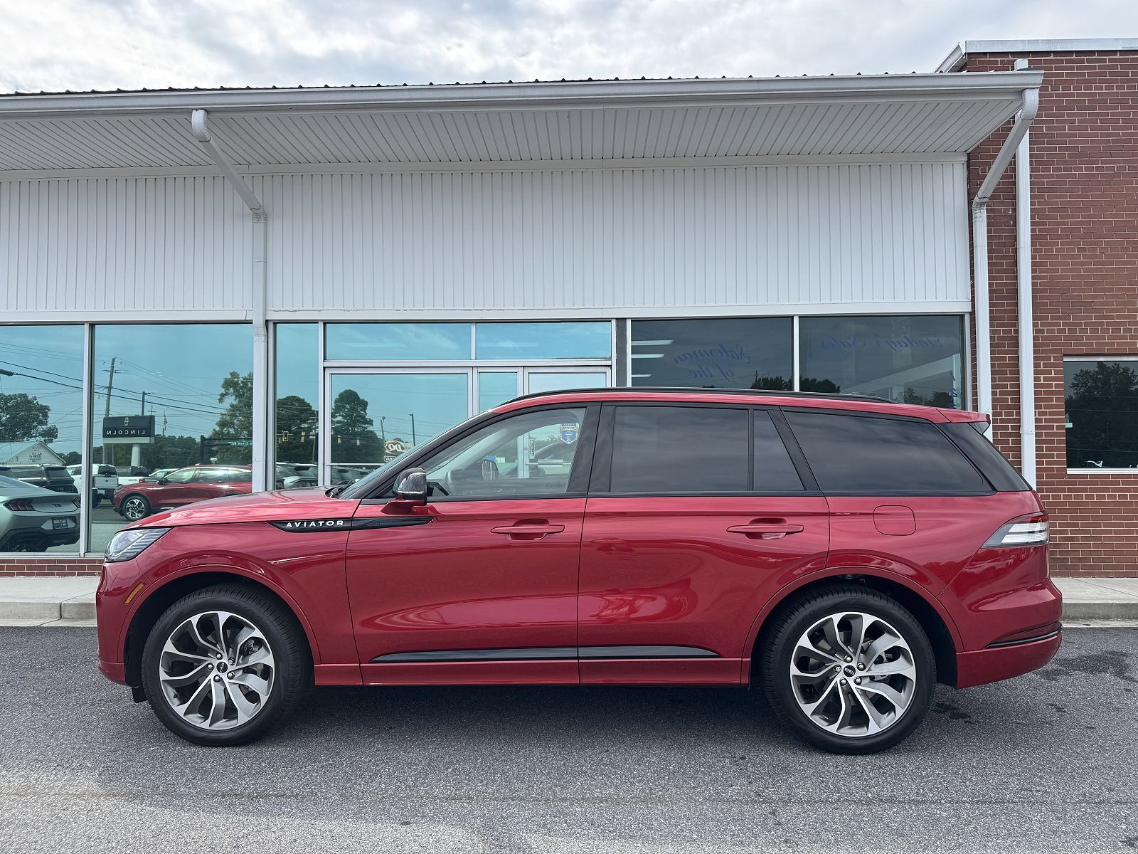 2025 LINCOLN Aviator