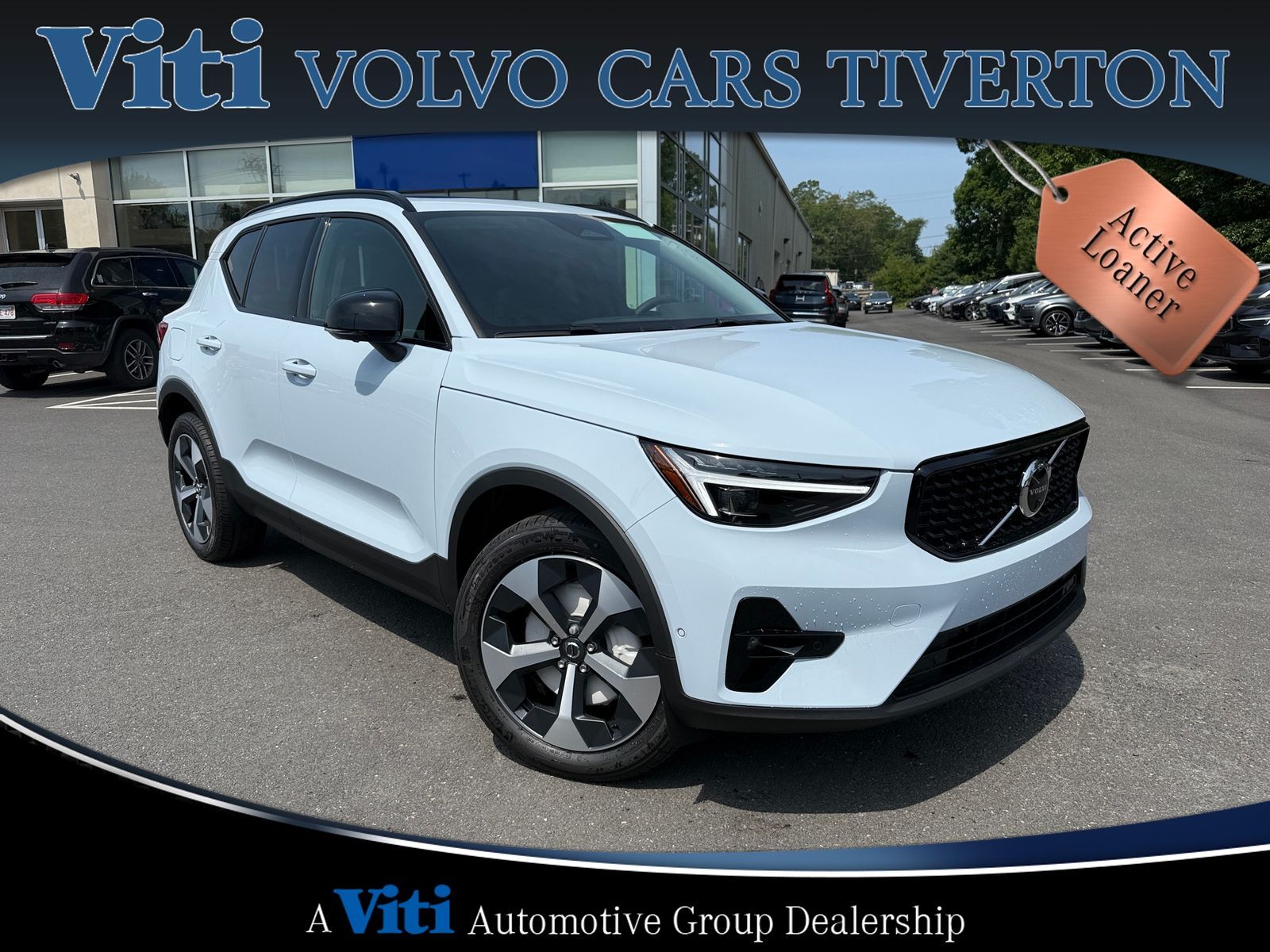 2026 VOLVO XC40