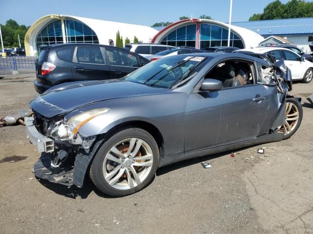 Infiniti G37