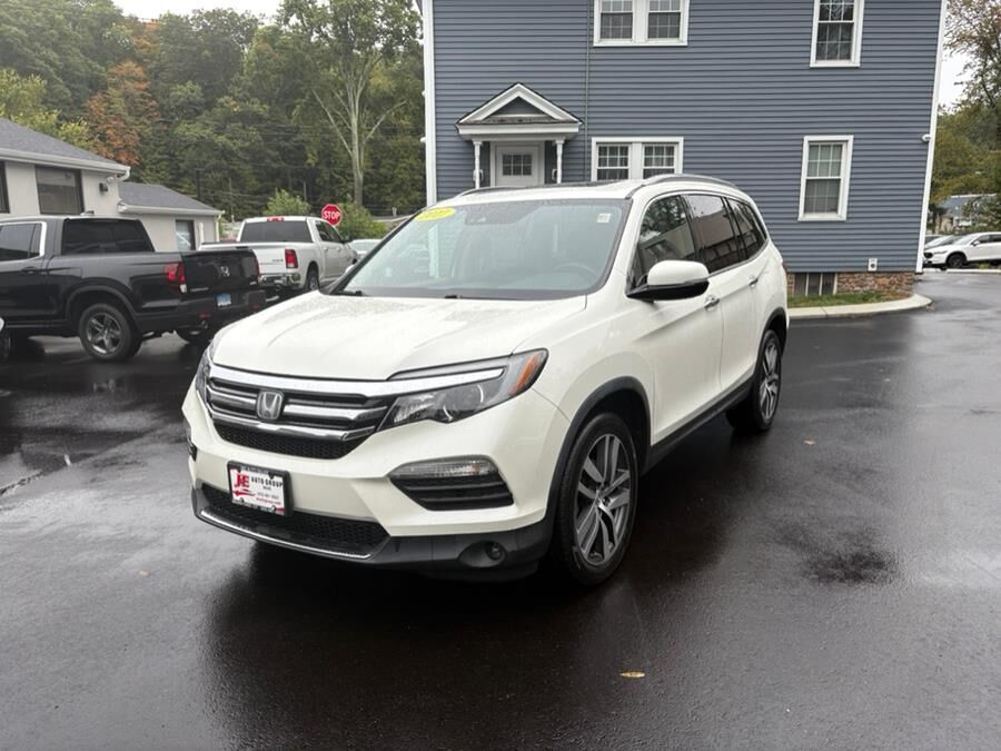 2017 HONDA Pilot