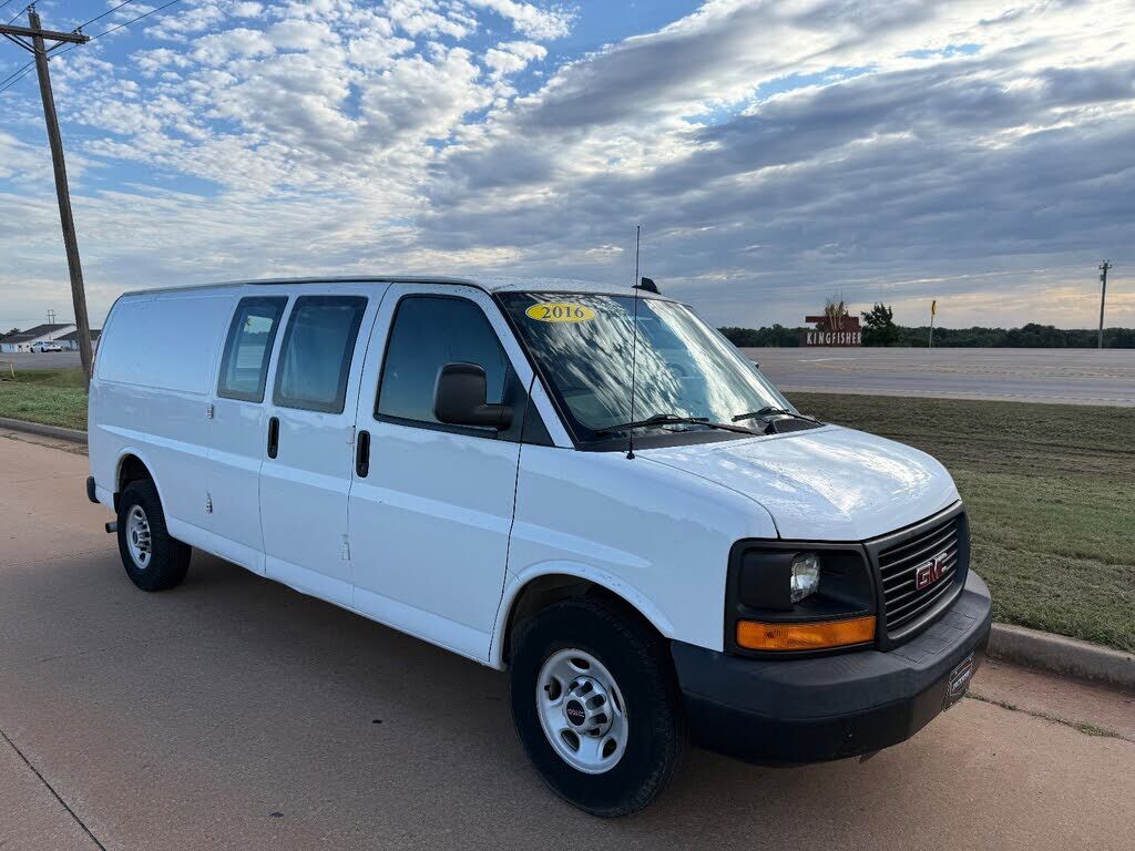 GMC Savana