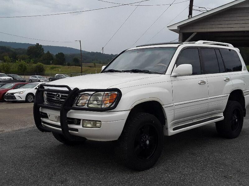 Lexus LX