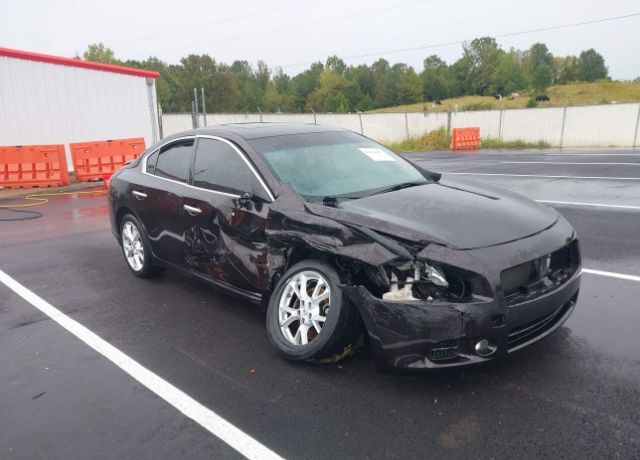 Nissan Maxima