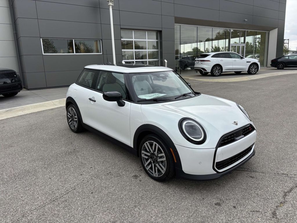 2026 MINI Hardtop