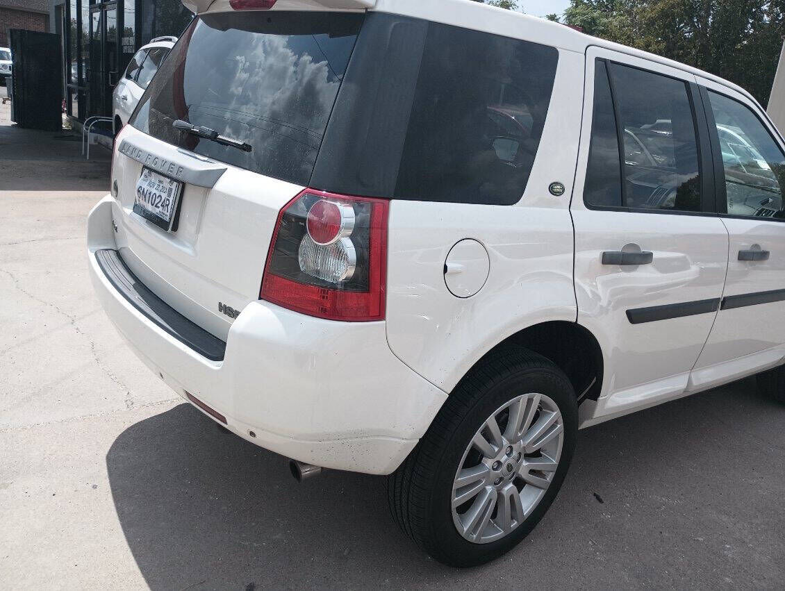 Land Rover LR2