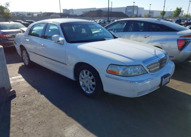 Lincoln Town Car