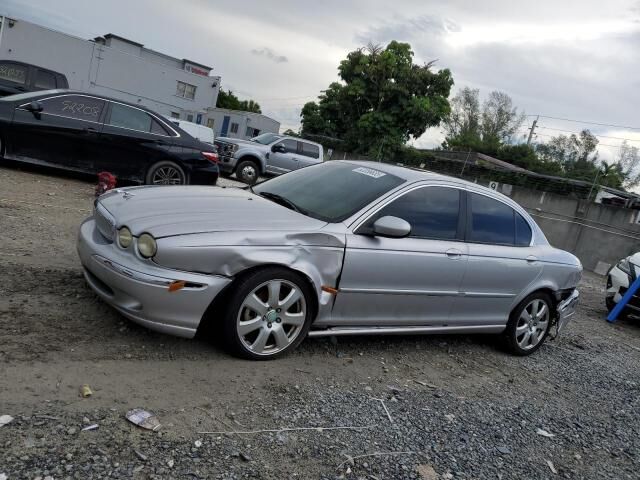 Jaguar X-Type