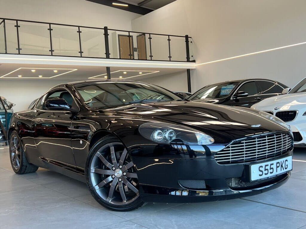 Aston Martin DB9