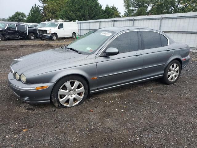 Jaguar X-Type