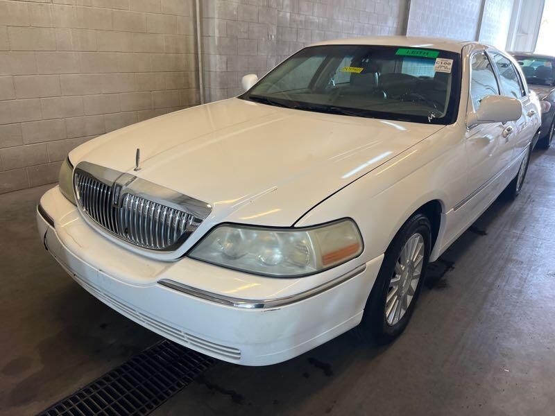 Lincoln Town Car