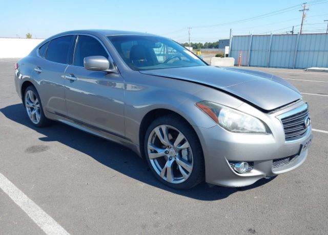 Infiniti M37