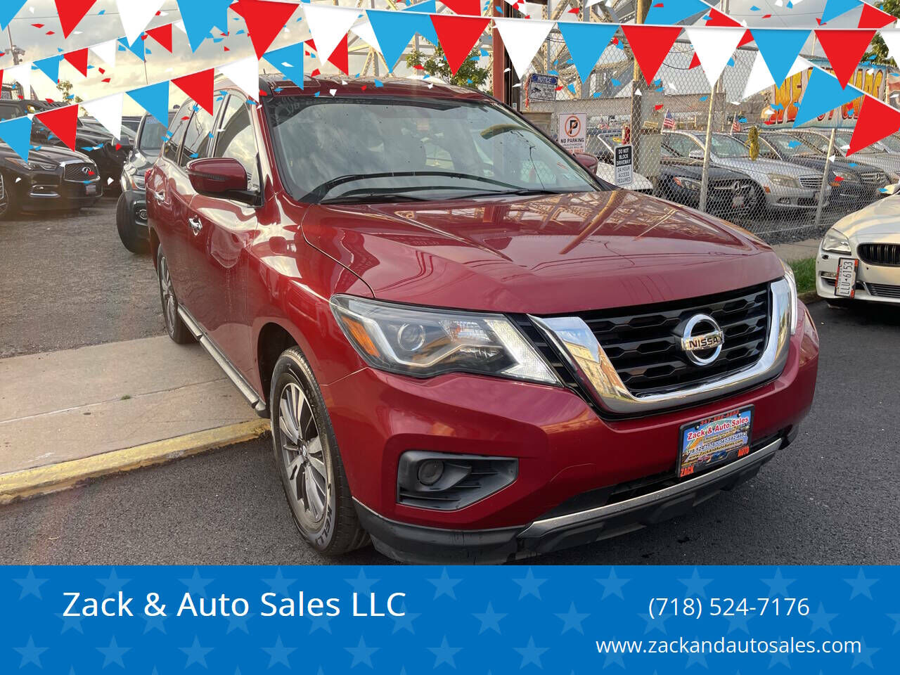 2017 NISSAN Pathfinder