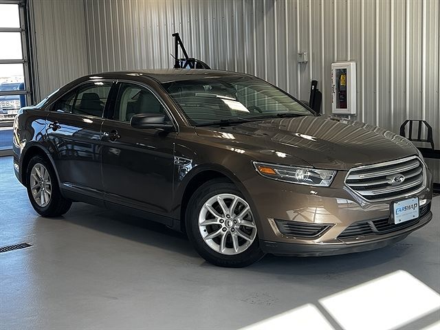 2015 FORD Taurus