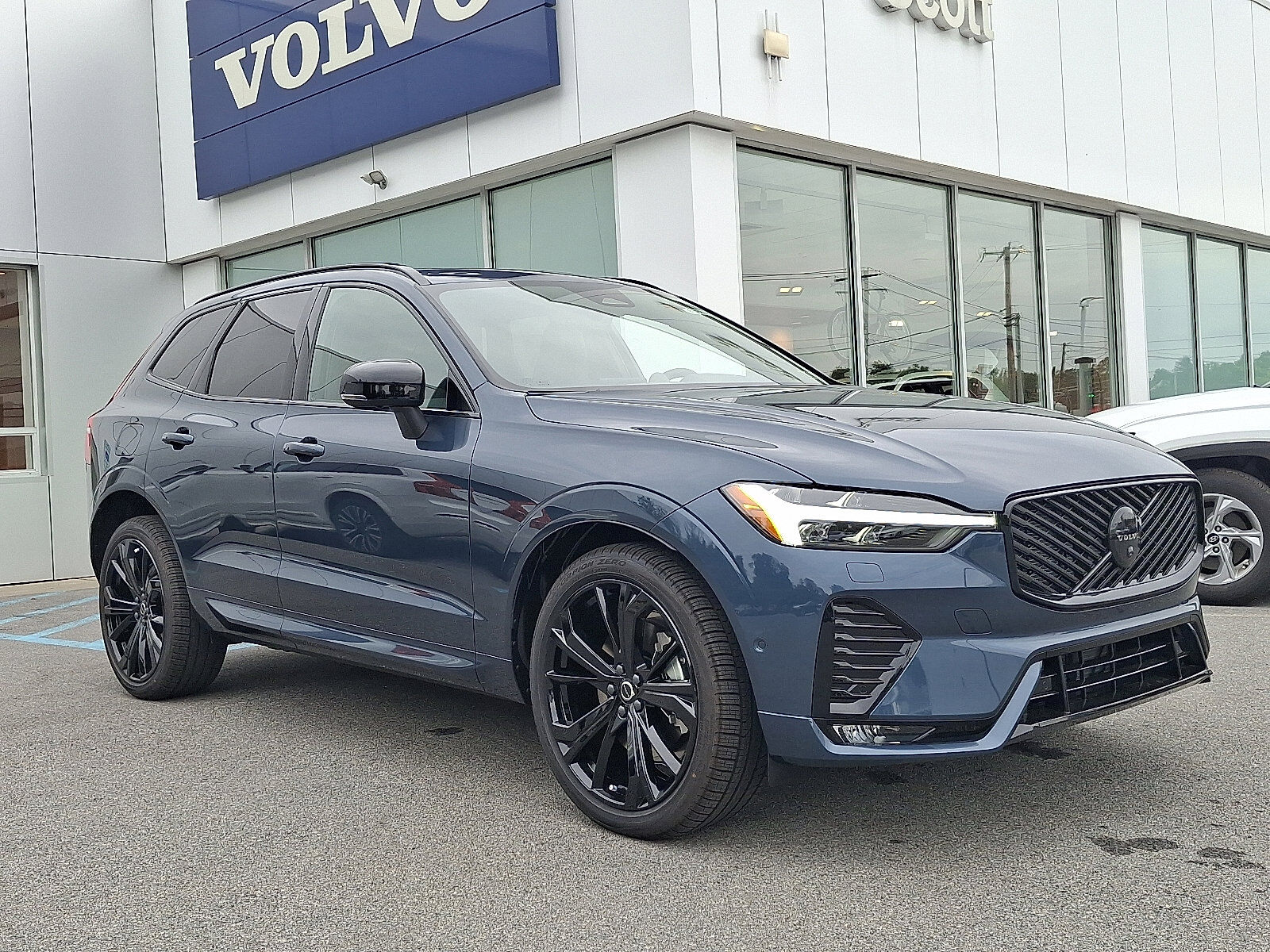 2026 VOLVO XC60