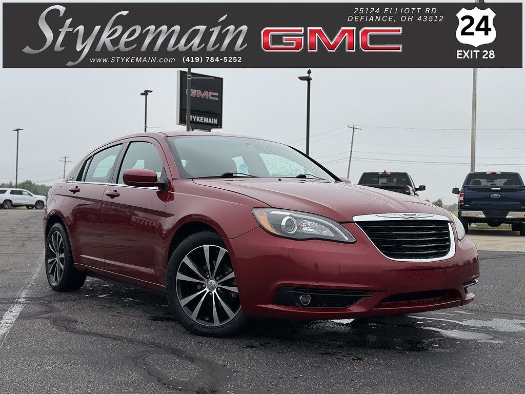 Chrysler 200