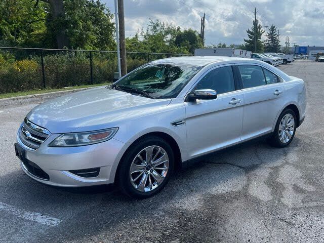 Ford Taurus