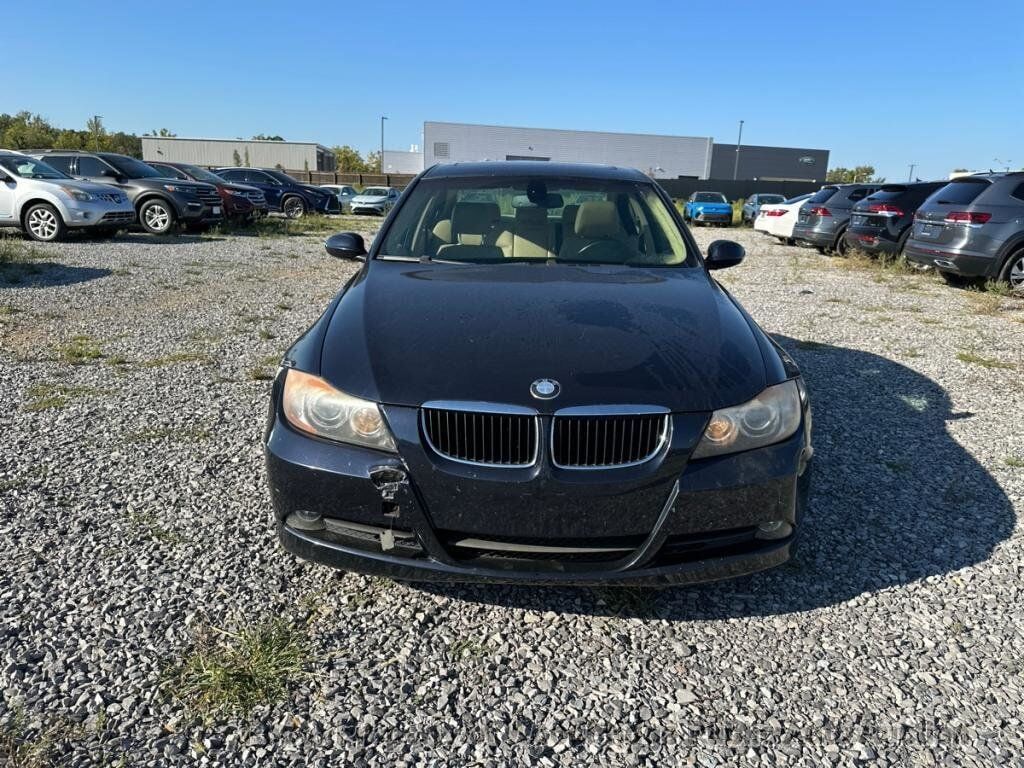 BMW 328i