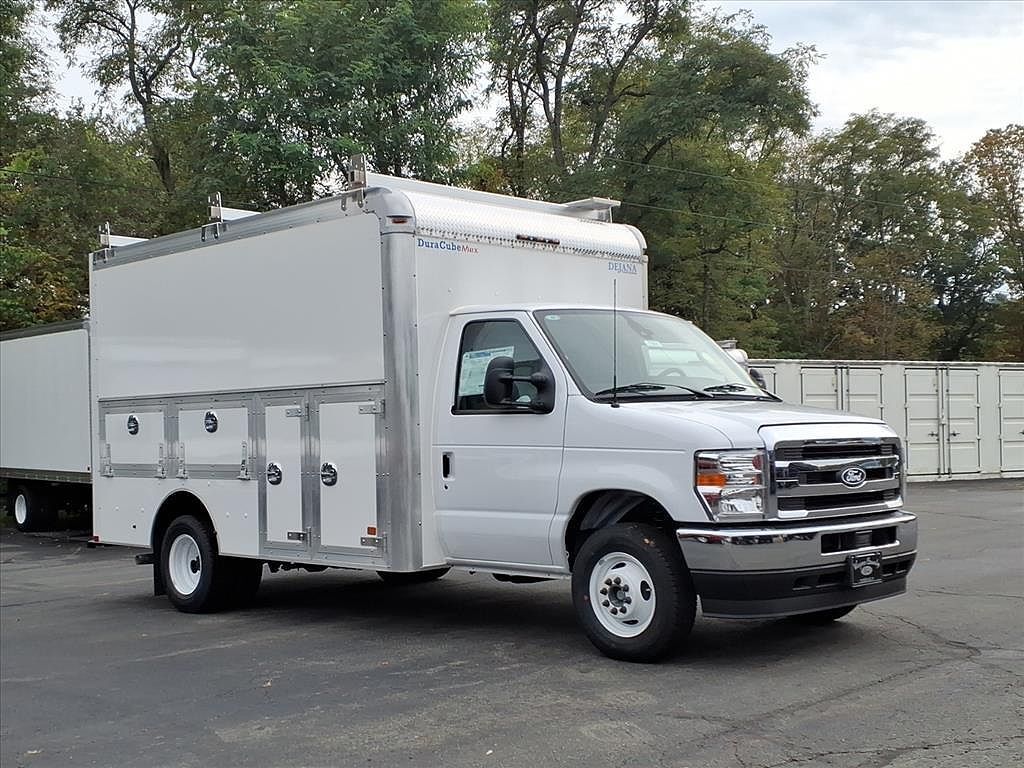 2026 FORD E-450