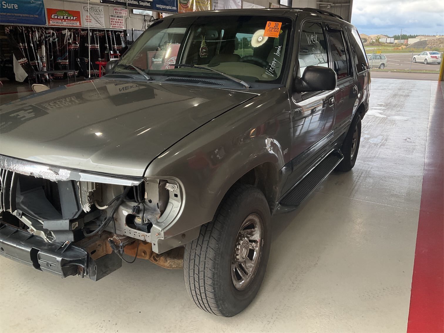 Mercury Mountaineer