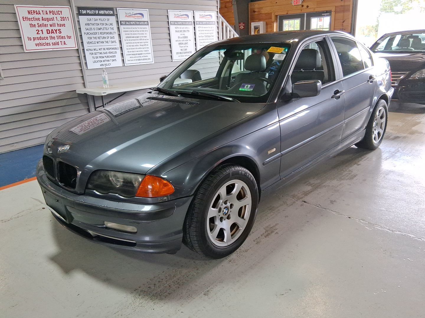 BMW 330i