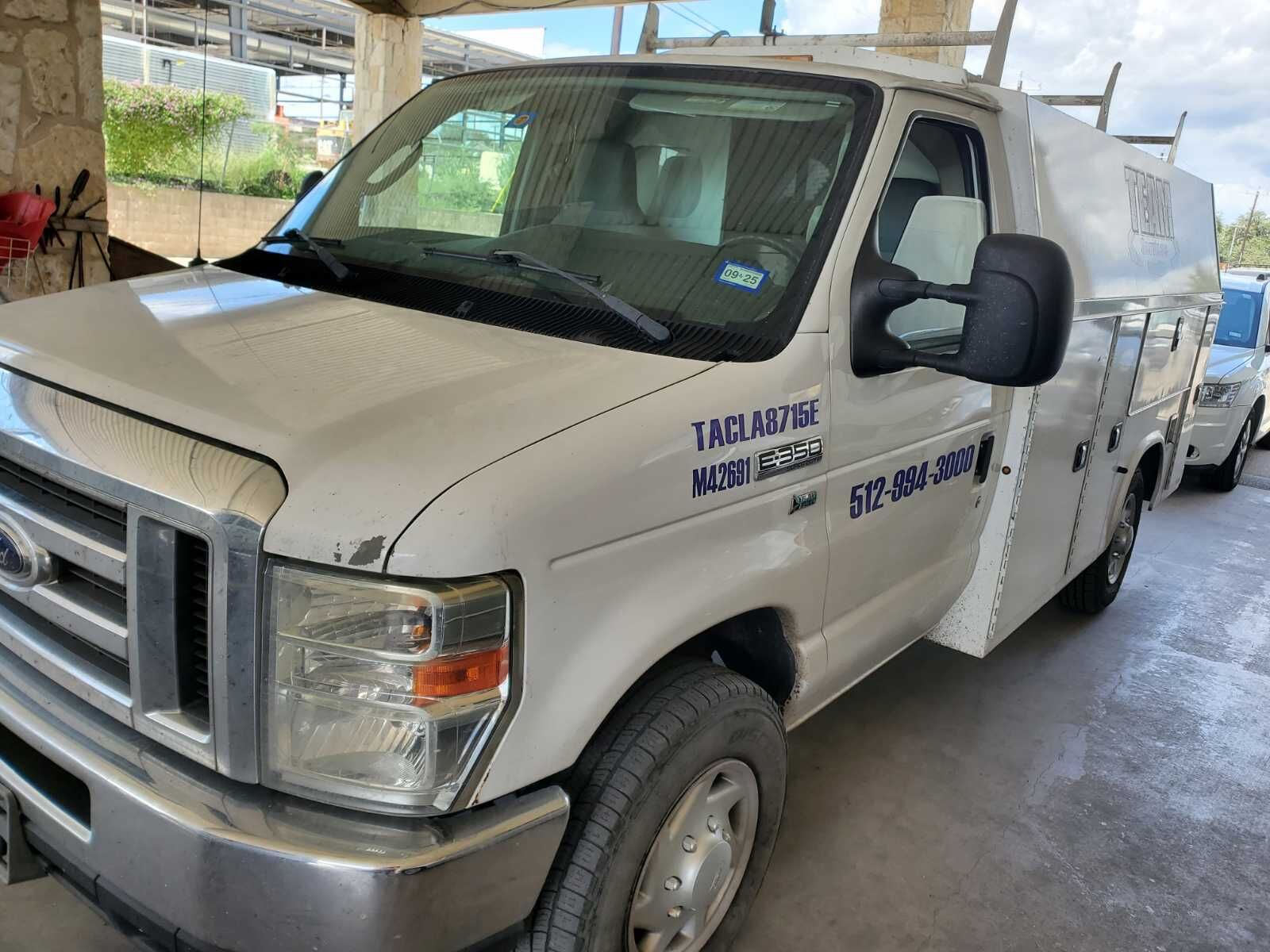Ford E-350