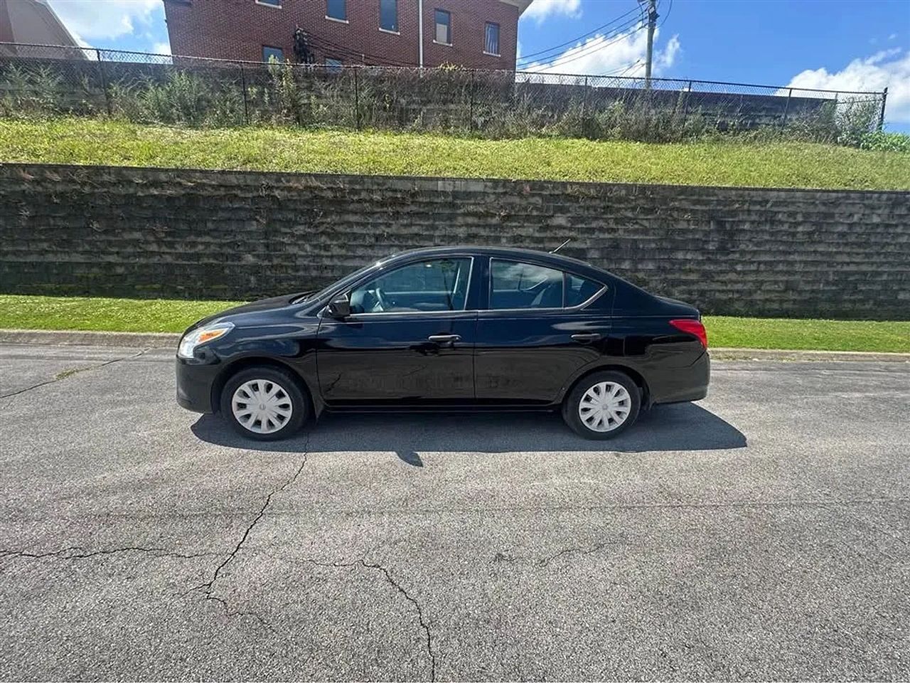 2018 NISSAN Versa