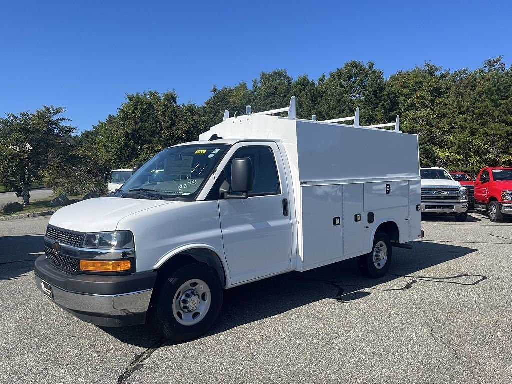 2025 CHEVROLET Express