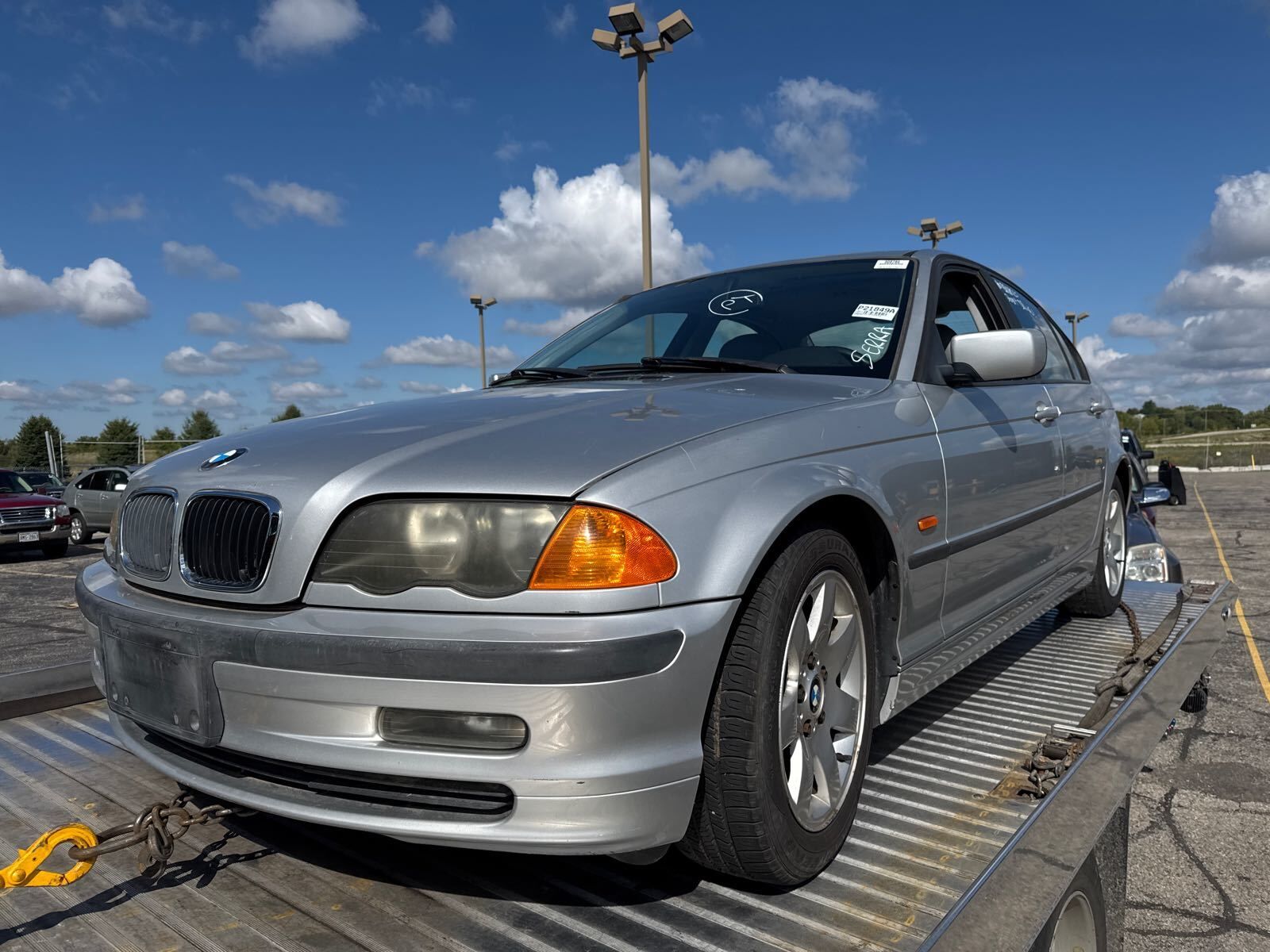 BMW 323i